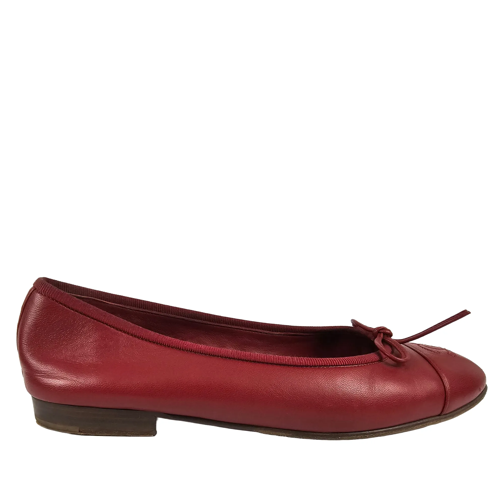 Classic Ballerina Flats in Burgundy Red