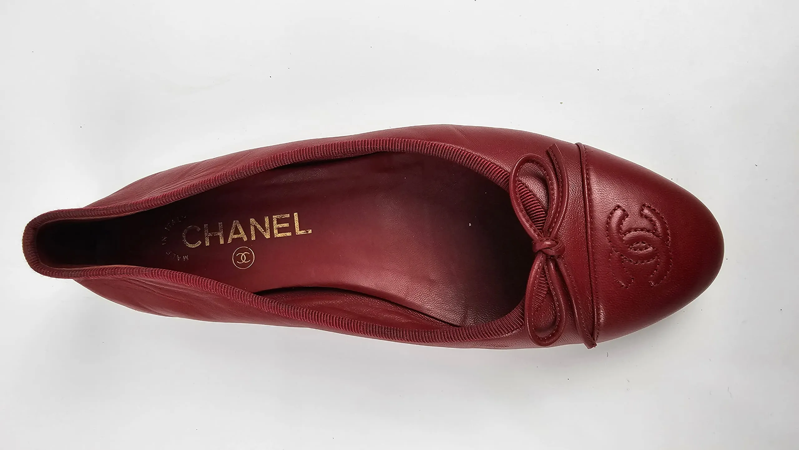 Classic Ballerina Flats in Burgundy Red