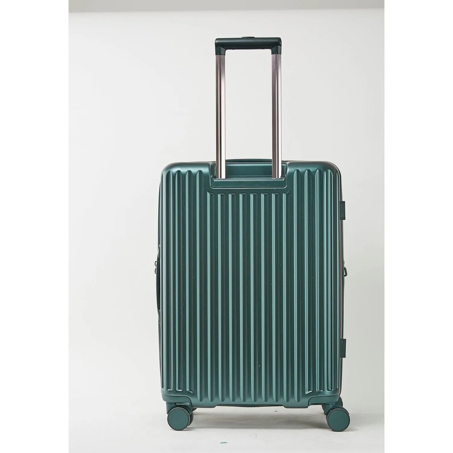 Conwood Pioneer Polycarbonate 24" Expandable Upright Luggage