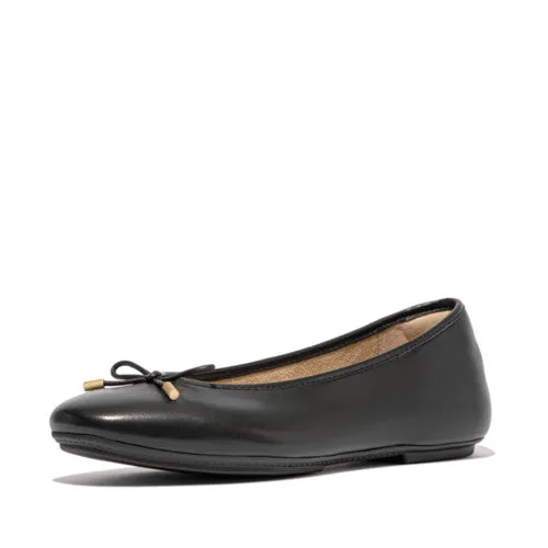 Delicato Bow Soft Leather Ballet Flat in Black