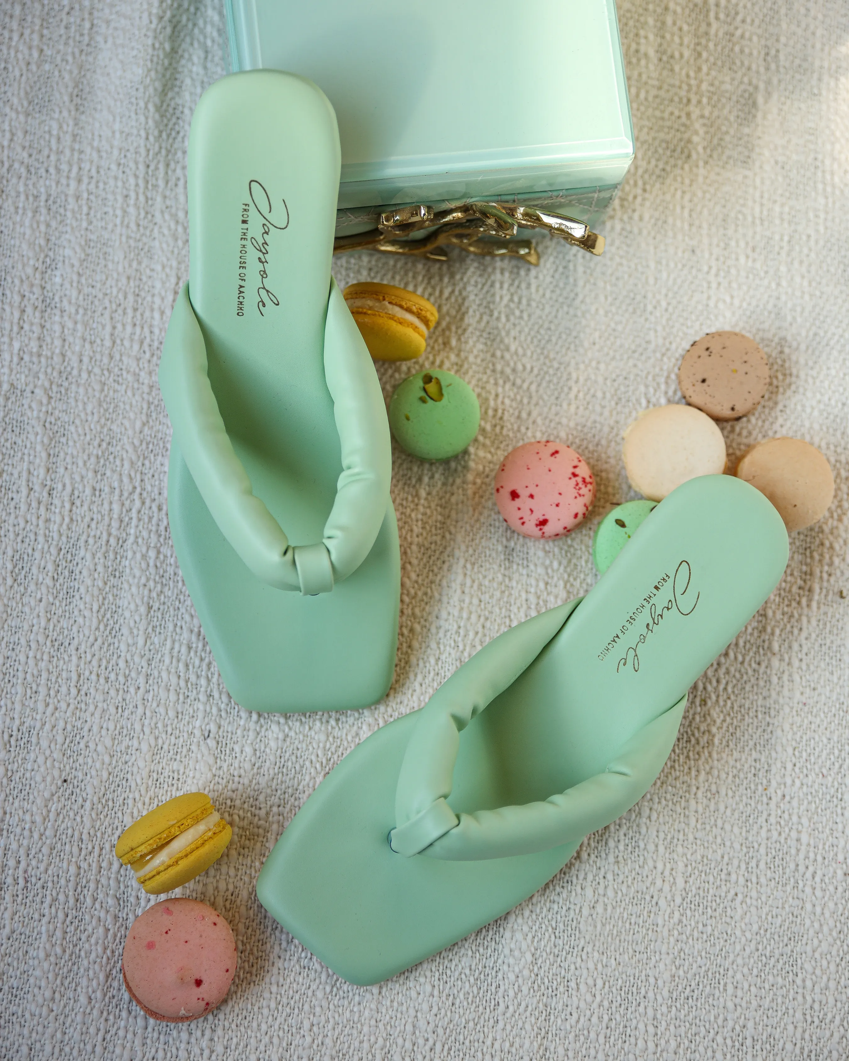 Wasabi Solid Flats